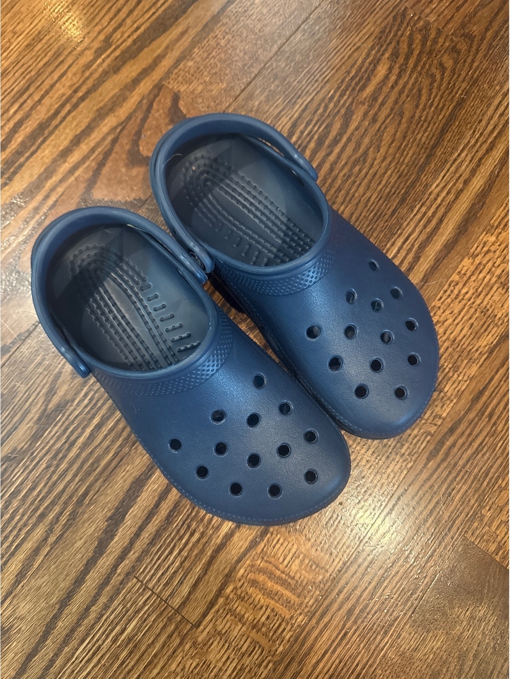 NWOT Crocs Size Women’s 9 Men’s 7 in Navy